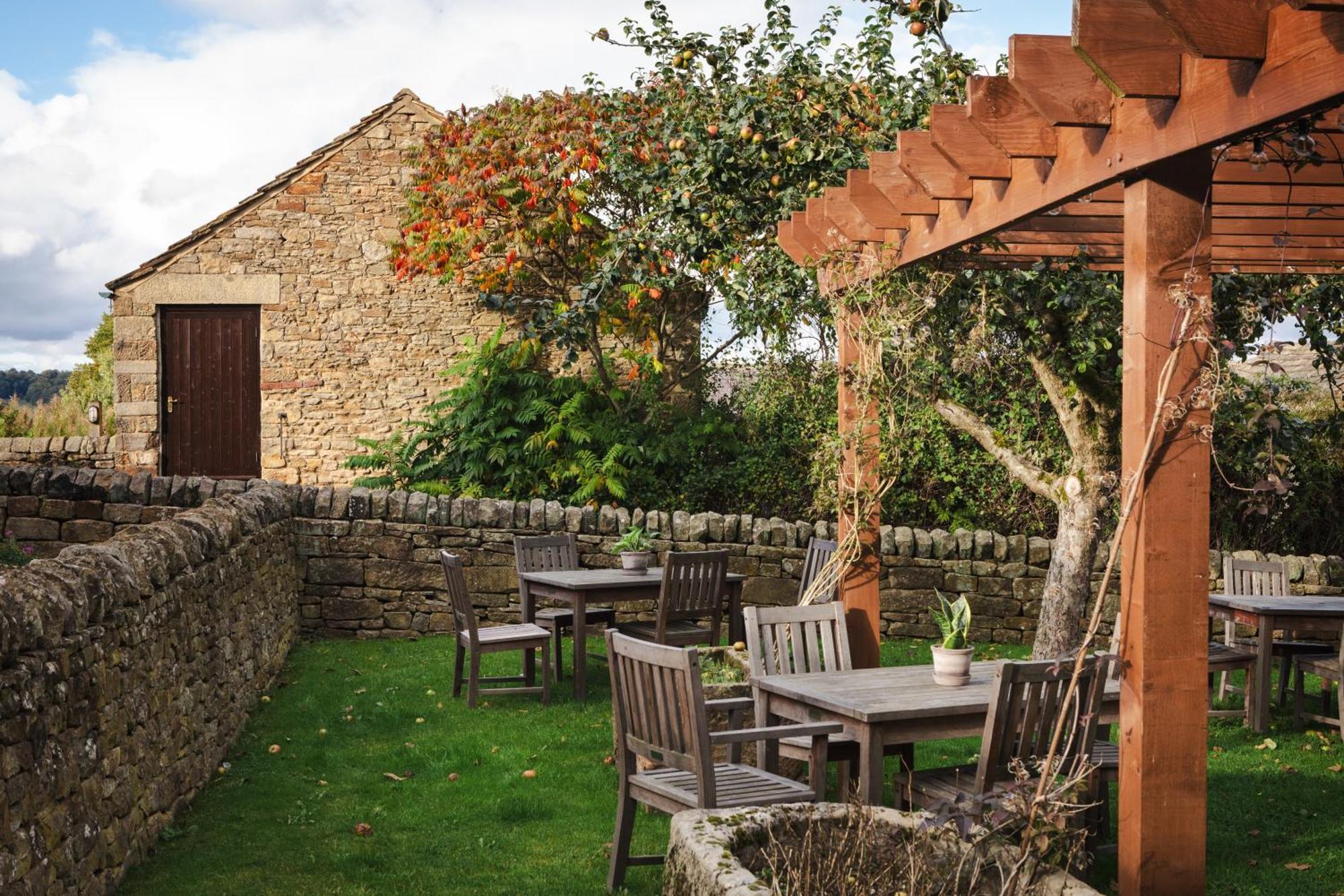 The Pilsley Inn - Chatsworth Baslow Kültér fotó